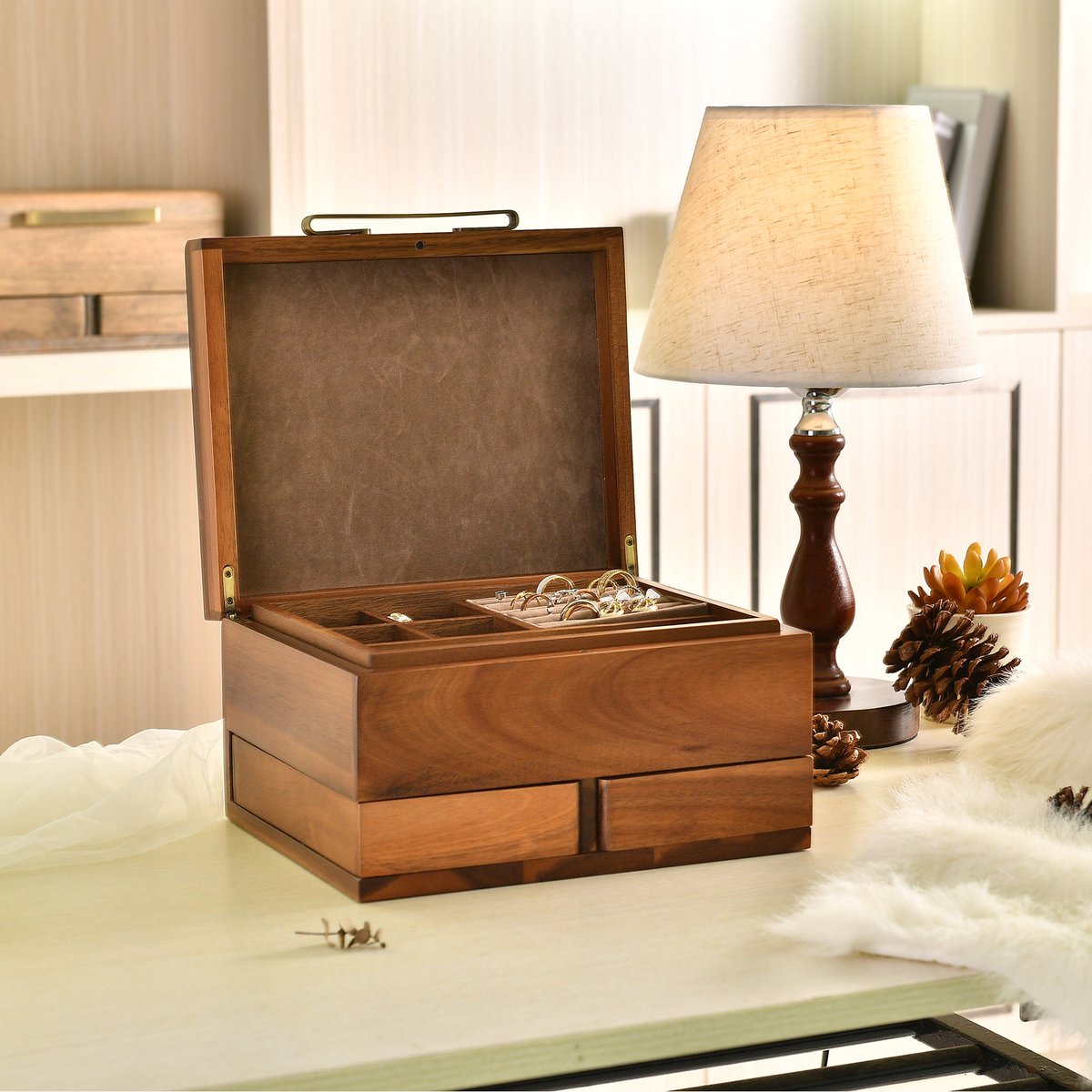 WorldOfShanik's tweet photo. Shanik Wooden Jewelry Box, Jewelry Organizer with Ring Cushions, Earring &amp; Necklace Storage with Pull-Out Drawer, Removable Tray and Divider https://t.co/sW0KIZrIZd
 #JewelleryBox #GiftForHer https://t.co/Llc5tEOTNr
