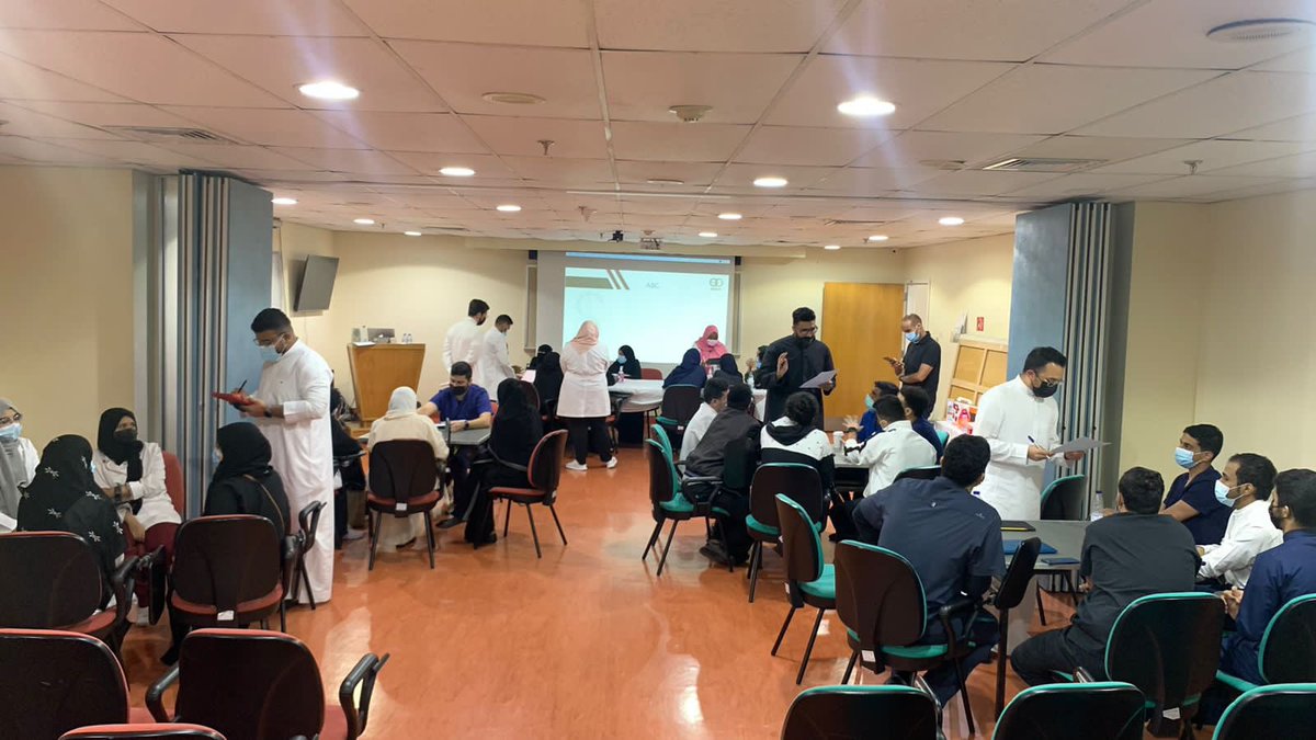 Raffah_Az's tweet image. First meeting for the scientific committee, it was really good to do such a great meeting !! 

Thanks for Dr. Moath 🙏🏼

#SASEM_SC_MAKKAH