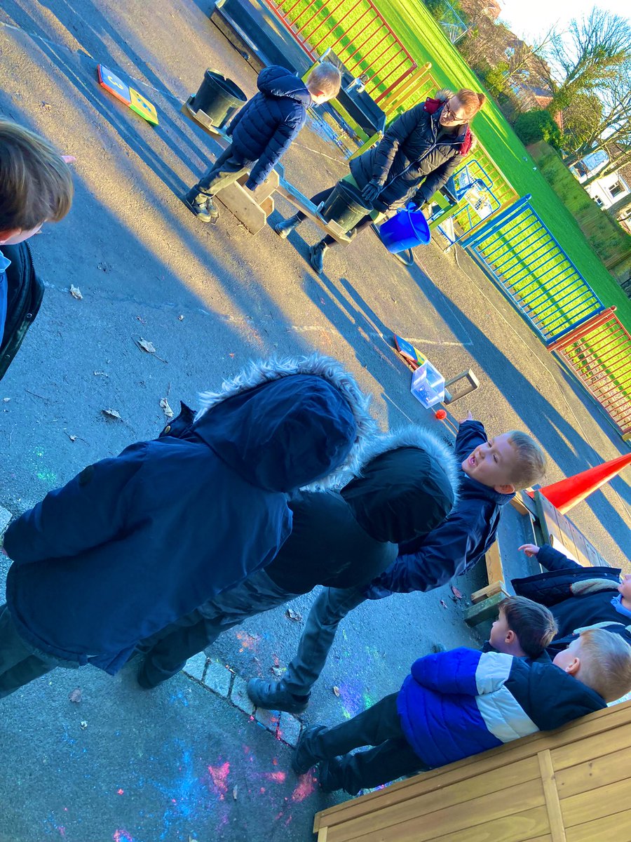 St_Leonards_RC's tweet photo. Holly Class have enjoyed learning about our changing seasons, and what we see in Winter compared to Autumn. We have also been learning how to predict and test what is heavier and lighter, with balance scales.#stleonardsholly #understandingtheworld #stleonardsmaths @WhiteRoseMaths https://t.co/98zwyoQ61t
