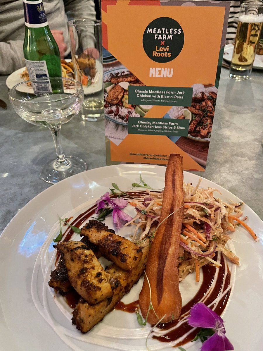 ange_ham's tweet photo. Loved meeting @MeatlessFarm team tonight at the launch of UK’s first plant based #jerkchicken restaurant @levirootsmusic The food was fab & they are offering a free lunch until Saturday. Thanks to #MeatyHero @EllieHam for taking us with her! #MakeItMeatless #ChangeTheWorld https://t.co/HE4rwStVE4