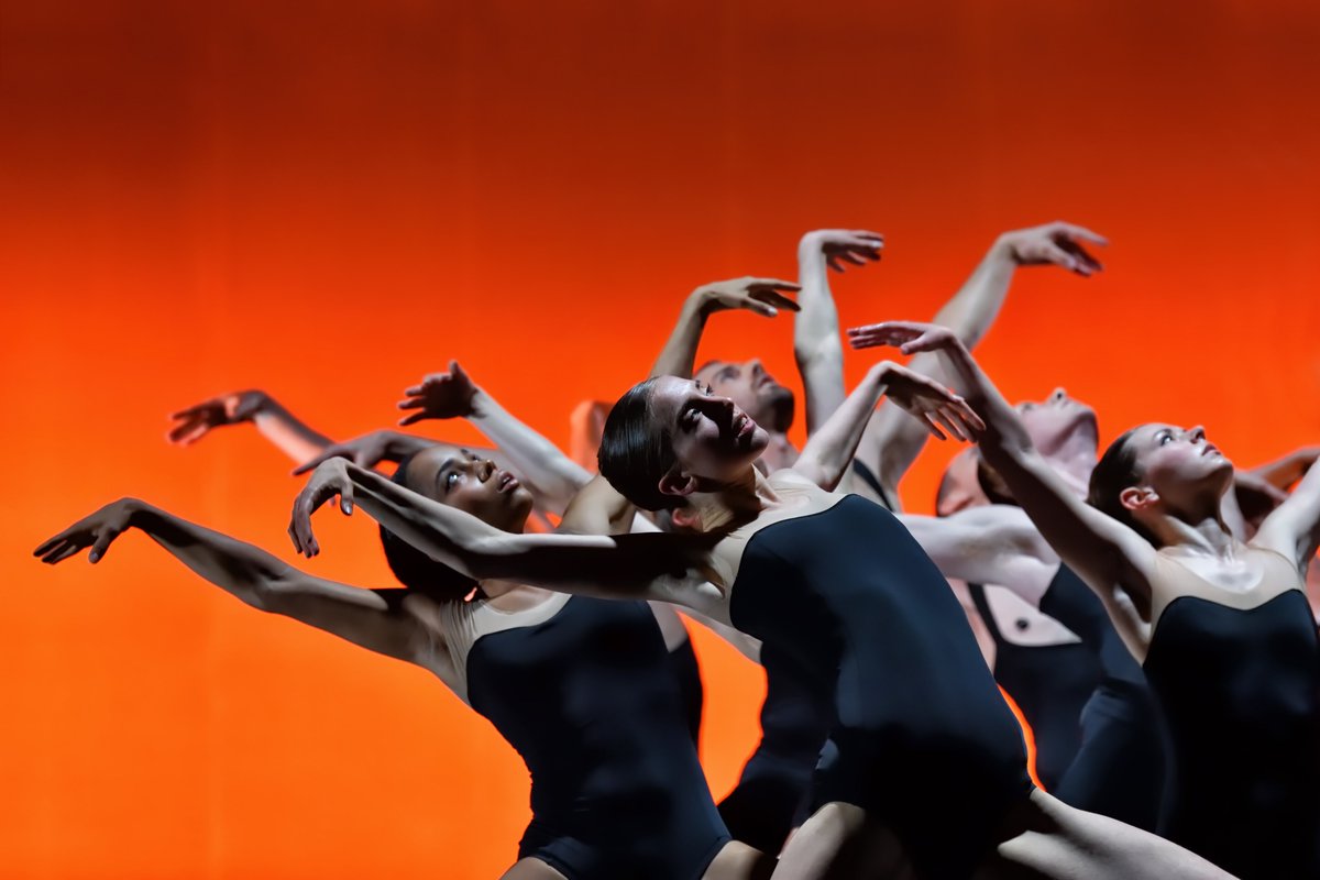 BalletBC's tweet photo. NYC auditions reminder! Registration for Ballet BC auditions in New York City for the 2022/23 season closes at 5pm PST on Fri Jan 21. 

Learn more: https://t.co/OWNIwtWHEL
#balletbc #auditions #NYCauditions #dance https://t.co/pXiqeJrGi0