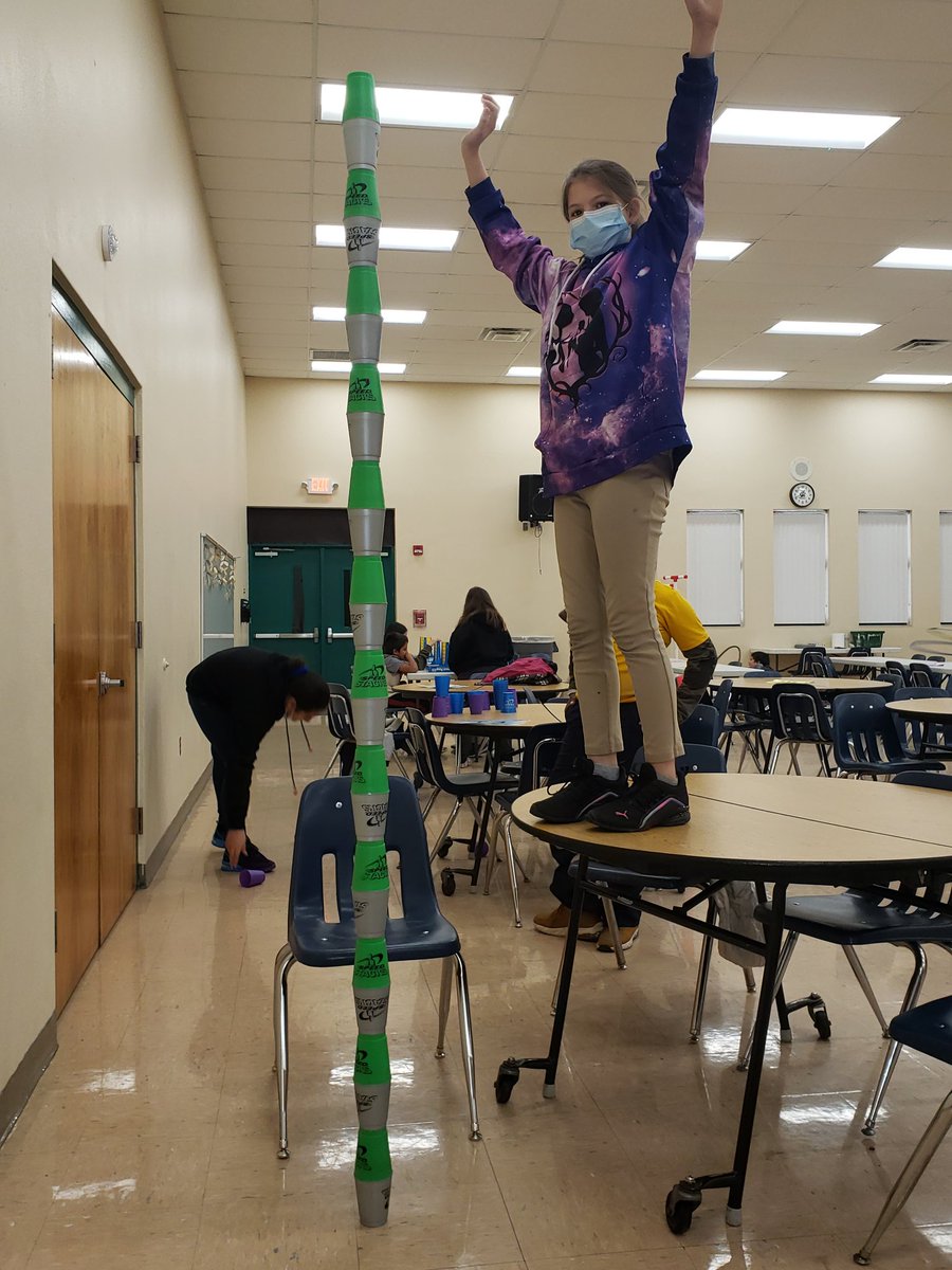 FHPanthersPE's tweet photo. I challenge any teacher at the Hills to top this feat https://t.co/38taOArAuQ