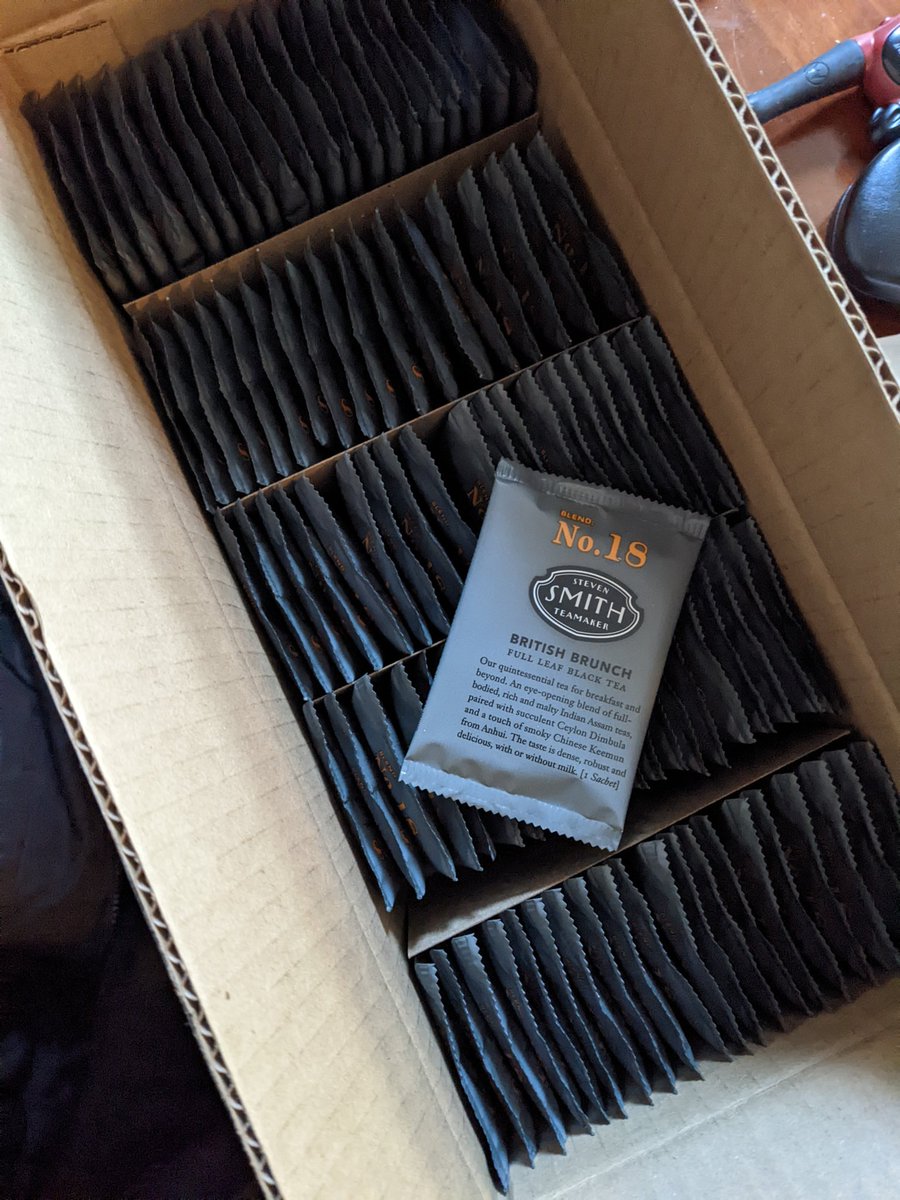 jmillspaints's tweet photo. My husband got me 100 packets of my favorite tea. #smithtea #tea #guessibettergetwriting https://t.co/o4X9u8rYKd