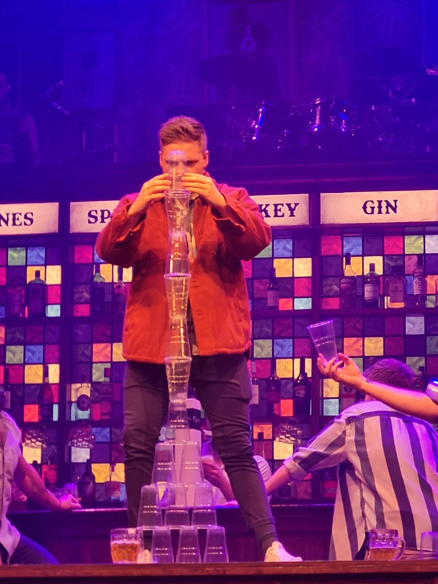 Lou_Joy's tweet photo. The #faceofconcentration @choirofman great show guys @DanielHarnett4 https://t.co/bhkTpUjn51