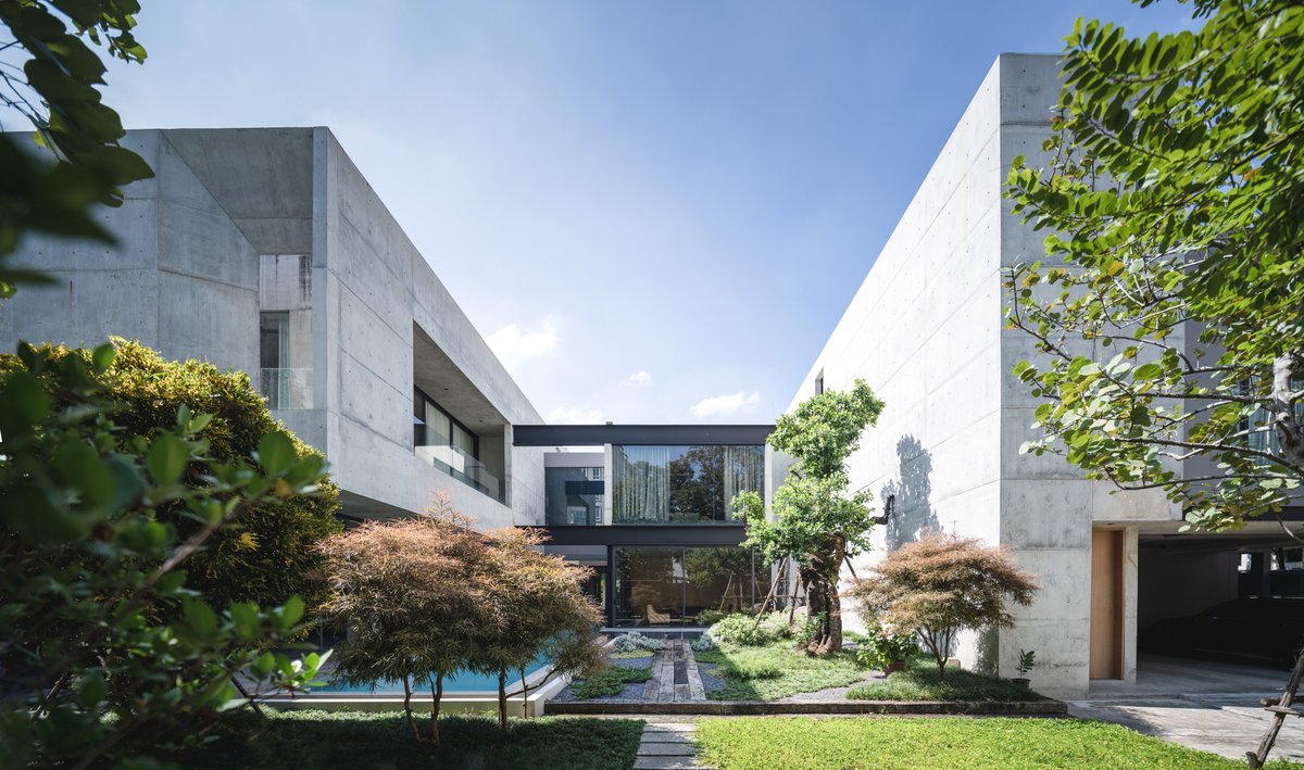 ronaldhill32's tweet photo. If stylish #modernhomes appeal to you, these photos should, too. #hometours  https://t.co/6uiicMX00k https://t.co/AucBYzrwId