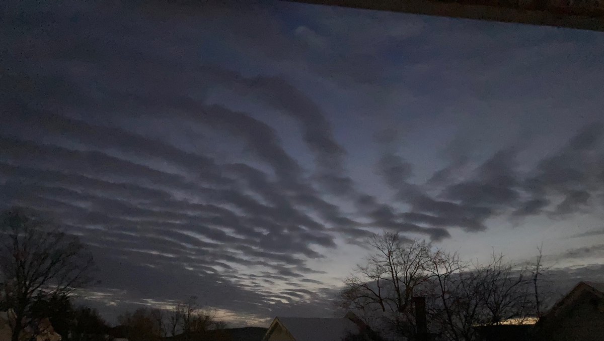 lori_gleason's tweet photo. Nice daybreak clouds here in #Smethport, Pa. this morning. #seeiton7 @AutumnsWeather @AaronCh7Weather https://t.co/rxPOPxw9SZ