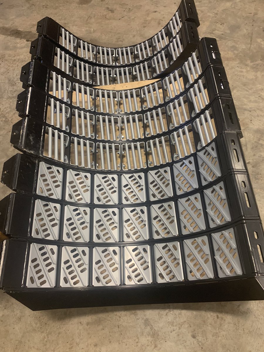 bcknott17's tweet photo. Looking forward to giving the KONDEX concaves a try this harvest season!! @kondex https://t.co/1chgRv31xD