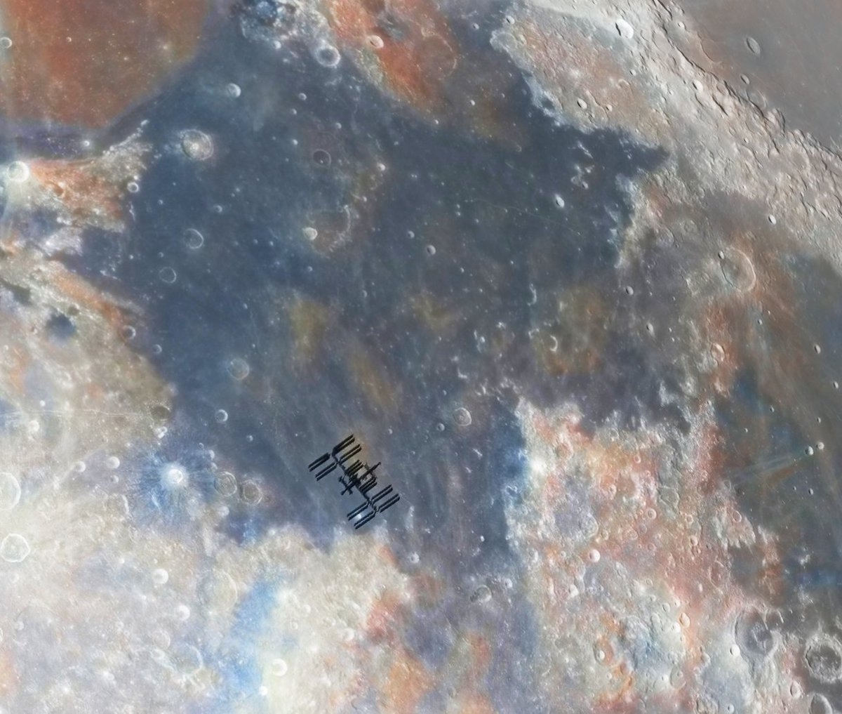 AJamesMcCarthy's tweet photo. The International Space Station posing with Neil &amp; Buzz's footprints. This was captured at a very precise location at 2:06:57am MST this morning. These are a lot of work to prepare for and capture, but oh so worth it. #astrophotography #space #opteam https://t.co/5wGzVM51Ov