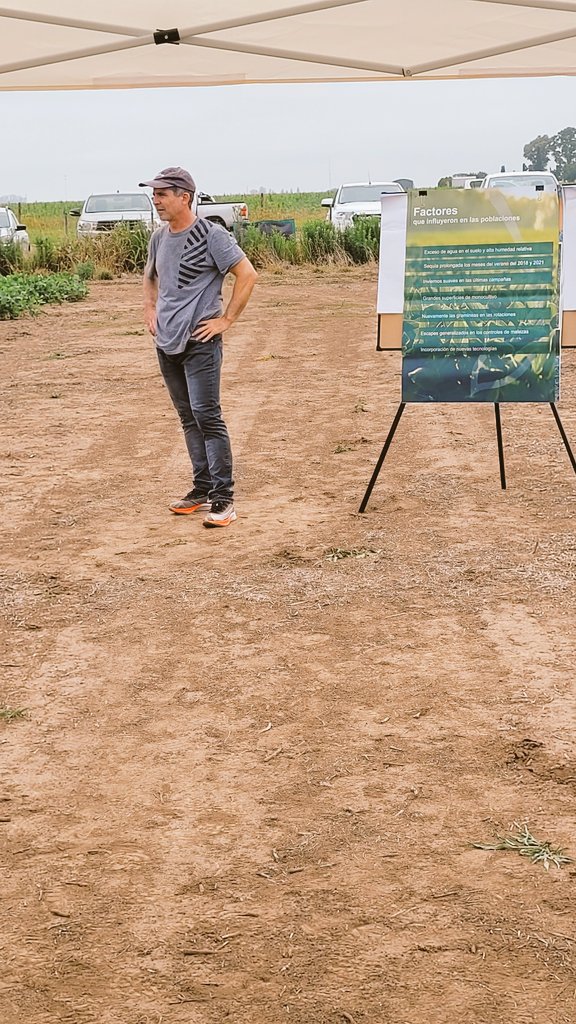 EzequielGandino's tweet photo. Gran jornada en Marcos Juarez presentando el nuevo insecticida de @Syngenta_ar #Virantra junto a #Profarm. Se discutió también manejo de plagas y enfermedades en Soja y Maíz con Javier Vazquez. https://t.co/wm0vkatp7Y