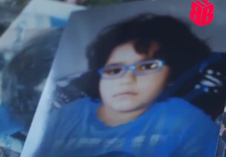 FrotChristophe's tweet photo. Ce jeudi dans le #LGF , mon invitee la maman d'#Othmane, 7 ans, mort dans l'ascenseur de son immeuble à #Mantes-la-Jolie en 2015. Elle nous expliquera son combat pour obtenir justice pour son fils et faire condamner #Otis et le bailleur.
#justicepourothmane https://t.co/EvBEoRd4eh