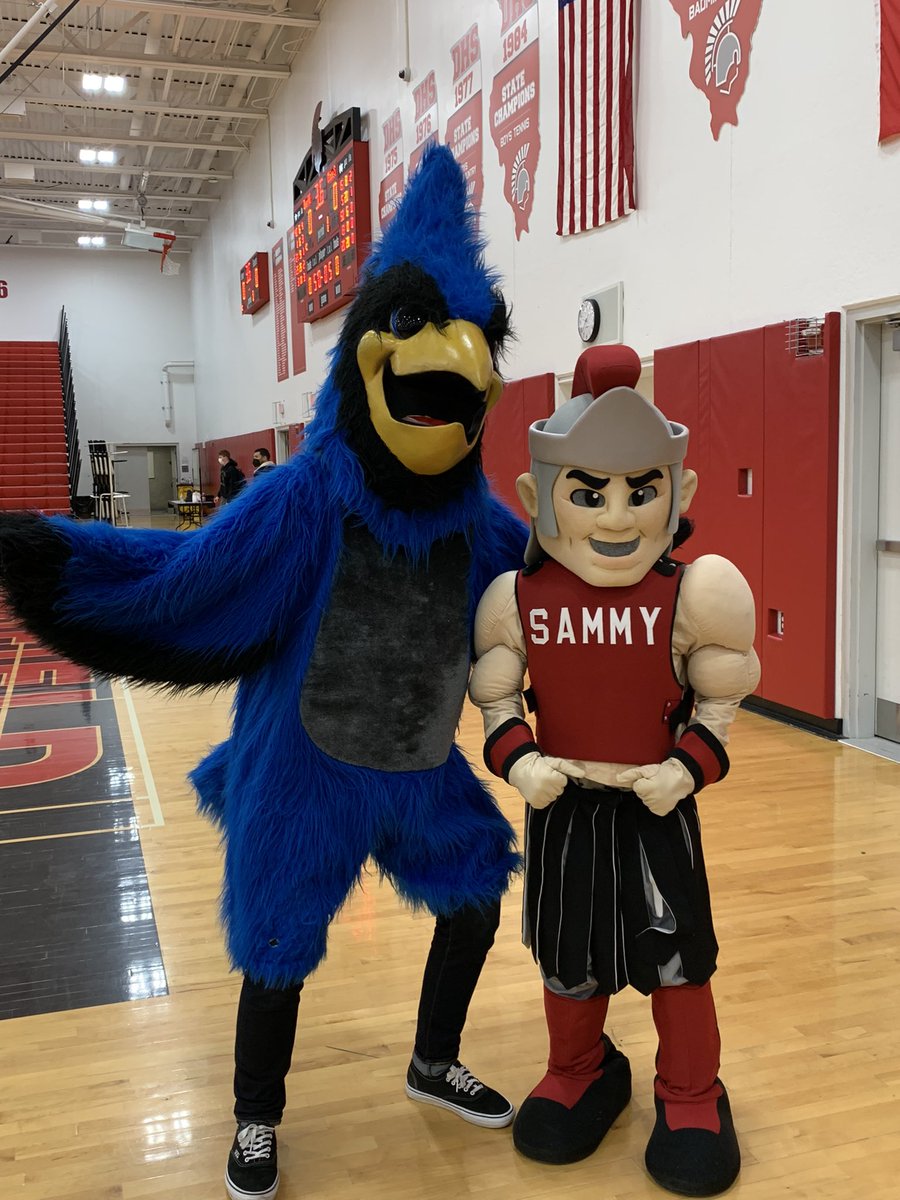 So proud of our 8th grade basketball teams, coaches, and cheerleaders for an outstanding and hard fought Crosstown Classic. Thanks for hosting us <a href="/DHS__Athletics/">Deerfield Athletics</a>! #CarusoWay #Engage109