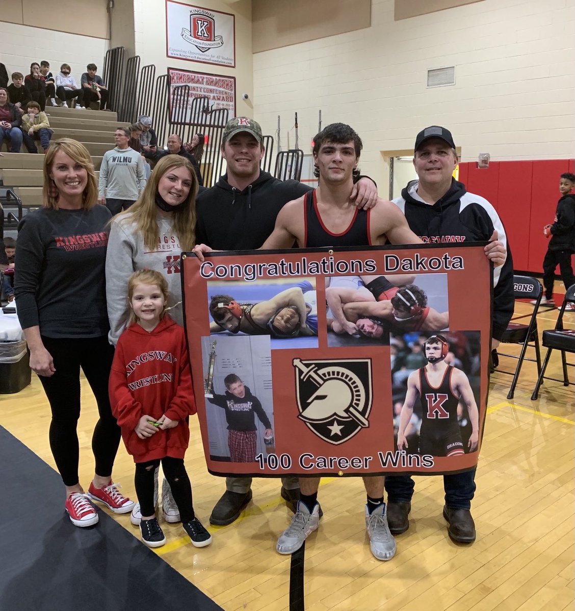 Congrats to Dragon Dakota Morris who earned his 100th career wrestling  victory tonight vs Williamstown! ⚫️🔴