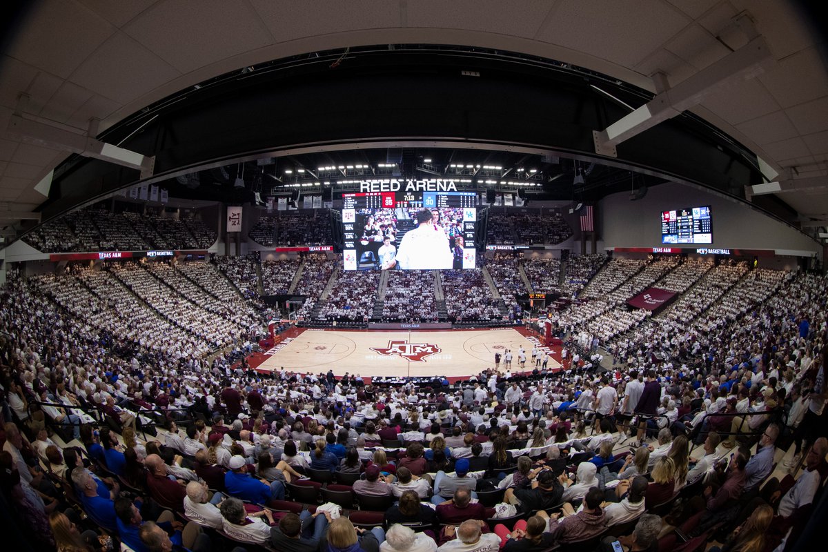 aggiembk's tweet photo. THE largest crowd in Reed Arena history.

1⃣4⃣, 0⃣3⃣6⃣

Thank you, #12thMan! 👍 https://t.co/VjEvdhcyh8