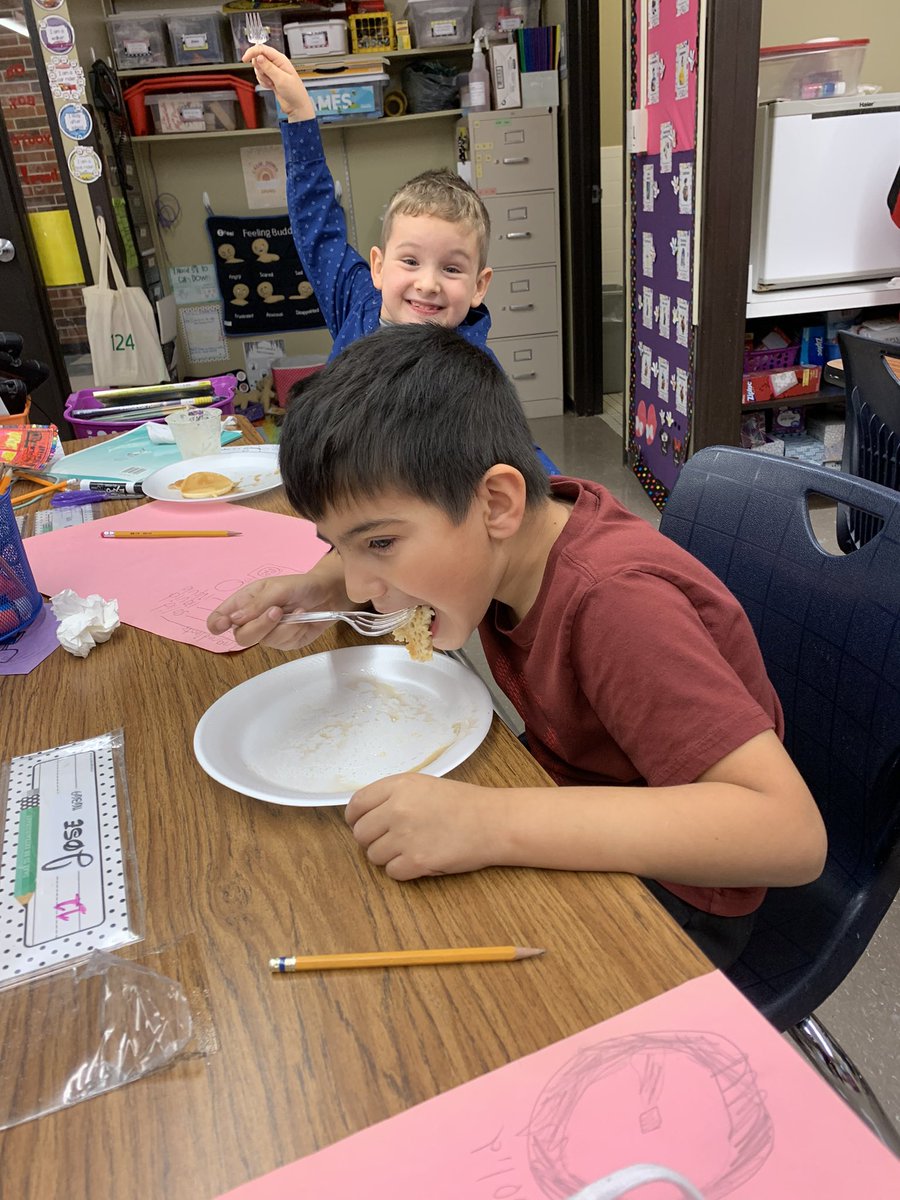Investigating changes in states of matter today in science with pancakes! The kiddos had a blast! #shepardshines #CPSbest