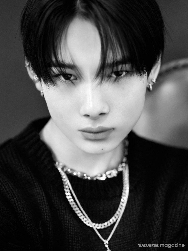 NI_KIGLOBAL's tweet photo. 220120 • WEVERSE MAGAZINE

#NI_KI: "I'll grow even more and become an amazing artist."

#ENHYPEN_NI_KI #엔하이픈_니키 #니키 @ENHYPEN_members
@ENHYPEN https://t.co/8kcP9gLpwp