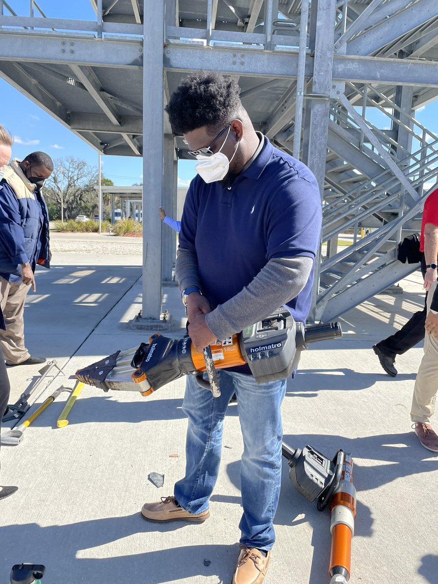 MyrickTavis's tweet photo. After spending the day with our @HillsFireSafety and @TampaFireRescue, I have developed a new appreciation for our firefighters and emergency responders! #firerescue #emergencyservices #emergencyresponders #TampaProud #HillsboroughCounty #MyrickEmpire https://t.co/32eZMtLaJM