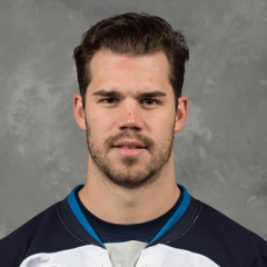 Joueur signé par <a href="/Lions3r/">Lions de Trois-Rivières</a> : F Francis Beauvillier/<a href="/FrankBeauvi22/">Francis Beauvillier</a> (1 PJ avec Thetford dans la <a href="/NordLigue/">Ligue nord-américaine de hockey</a> cette saison). Parmi son expérience professionnelle, il compte 60 PJ dans la Ligue américaine de hockey.