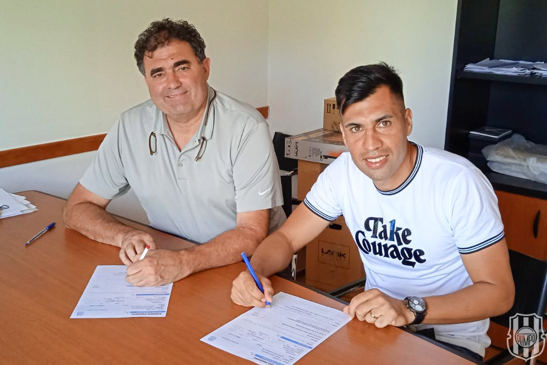 OlimpoDe1ra's tweet photo. 🎙️ Claudio Cevasco en #OlimpoDe1ra: "Me perdí los primeros entrenamientos por Covid pero ya estoy trabajando con el equipo. Veo un equipo y un grupo muy fuerte que ilusiona para lo que viene". https://t.co/M7zOVMsthu
