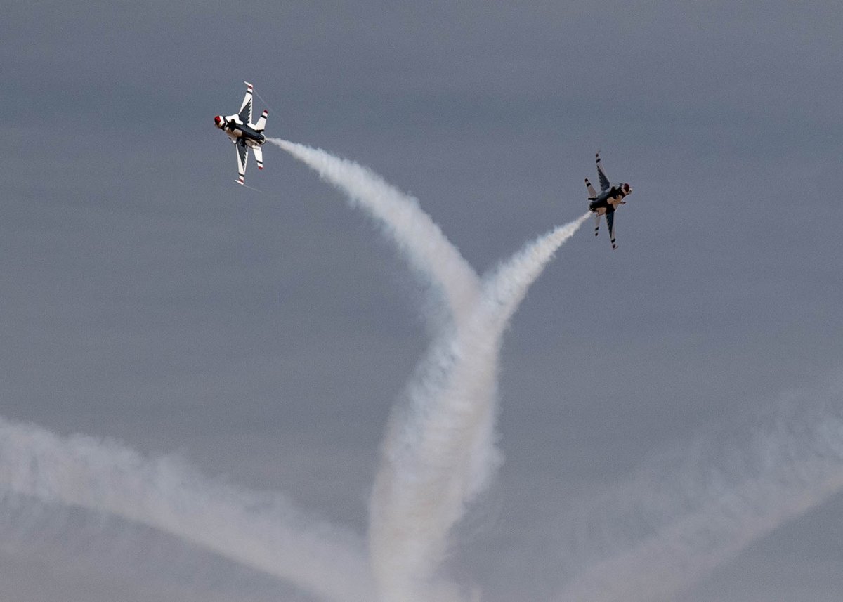 Department of Defense 🇺🇸 (@deptofdefense) on Twitter photo The <a href="/AFThunderbirds/">Thunderbirds</a> run through a full air show demonstration during the team's first ever winter training trip at Spaceport America in New Mexico. The <a href="/AFThunderbirds/">Thunderbirds</a> run through a full air show demonstration during the team's first ever winter training trip at Spaceport America in New Mexico.