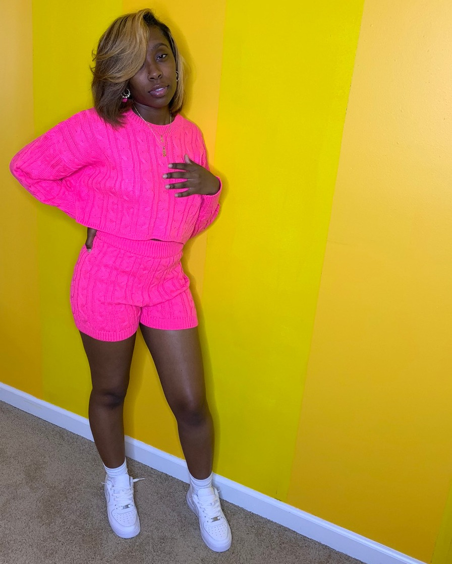 sunnyblom_'s tweet photo. If you're someone that loves versatility, then you'll love Sunny Blöm 🌻Our clothing pieces tend to be interchanged between dressy and casual looks! 🥰That way you get more bang for your buck ✨
•
•
• #charlotteboutique #onlineboutique #cltclothing #clothigbrand
#wome https://t.co/8tXuNAIZeP