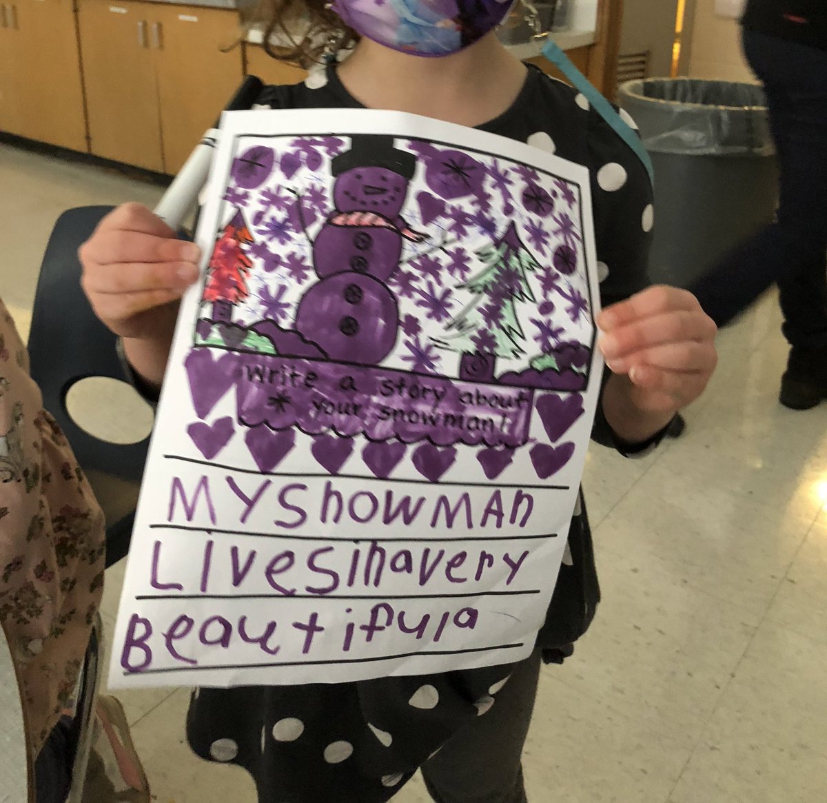 MsLaurenMax's tweet photo. Room 101 was busy at our #writingcentre this morning! We did some writing about our snowmen pictures! Some of our snowmen live in beautiful and magical worlds where the snow is purple!! @TDSB_IRC @tdsb https://t.co/ibFcBxhsud