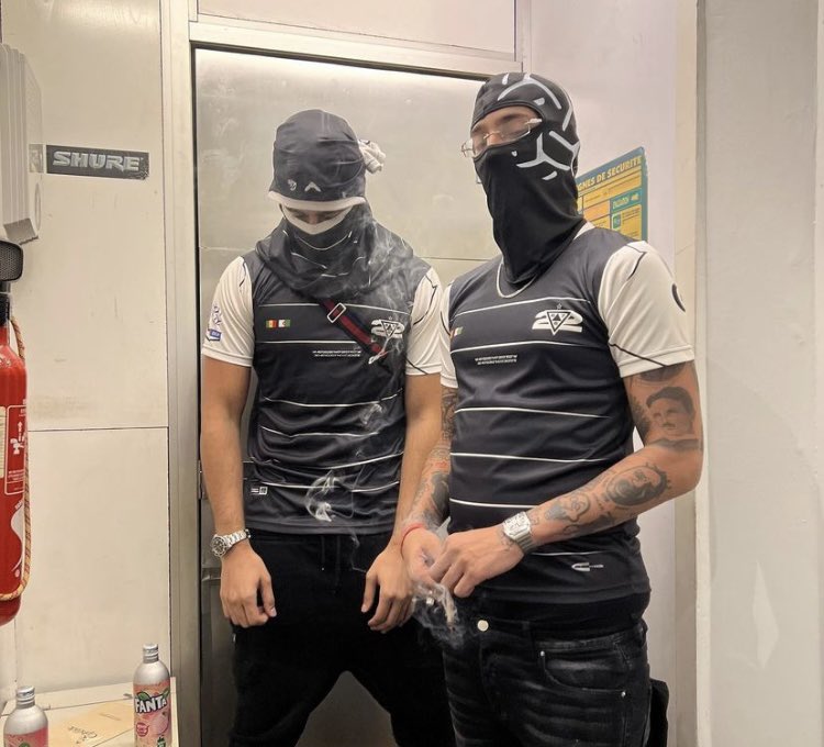 Kulturlesite_'s tweet photo. 🚨FREEZE CORLEONE x ASHE 22 !

Disponible le 27 Janvier. https://t.co/kLHiMXKnEt