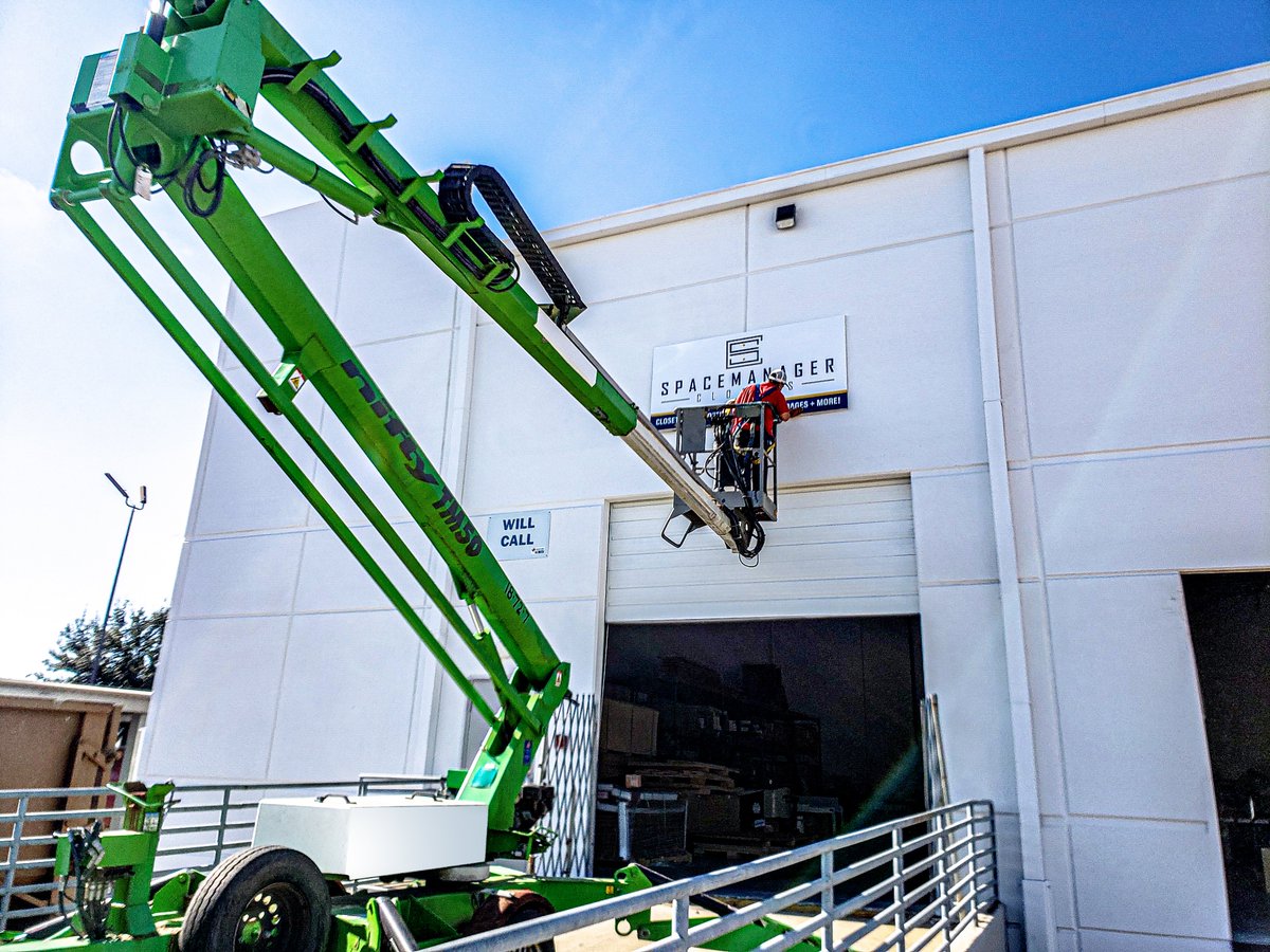 Every day we grow and progress.  Today we installed signage on our new building.  We will be a lot easier to find now.  Look for us from the freeway!  #spacemanager #buildingsign