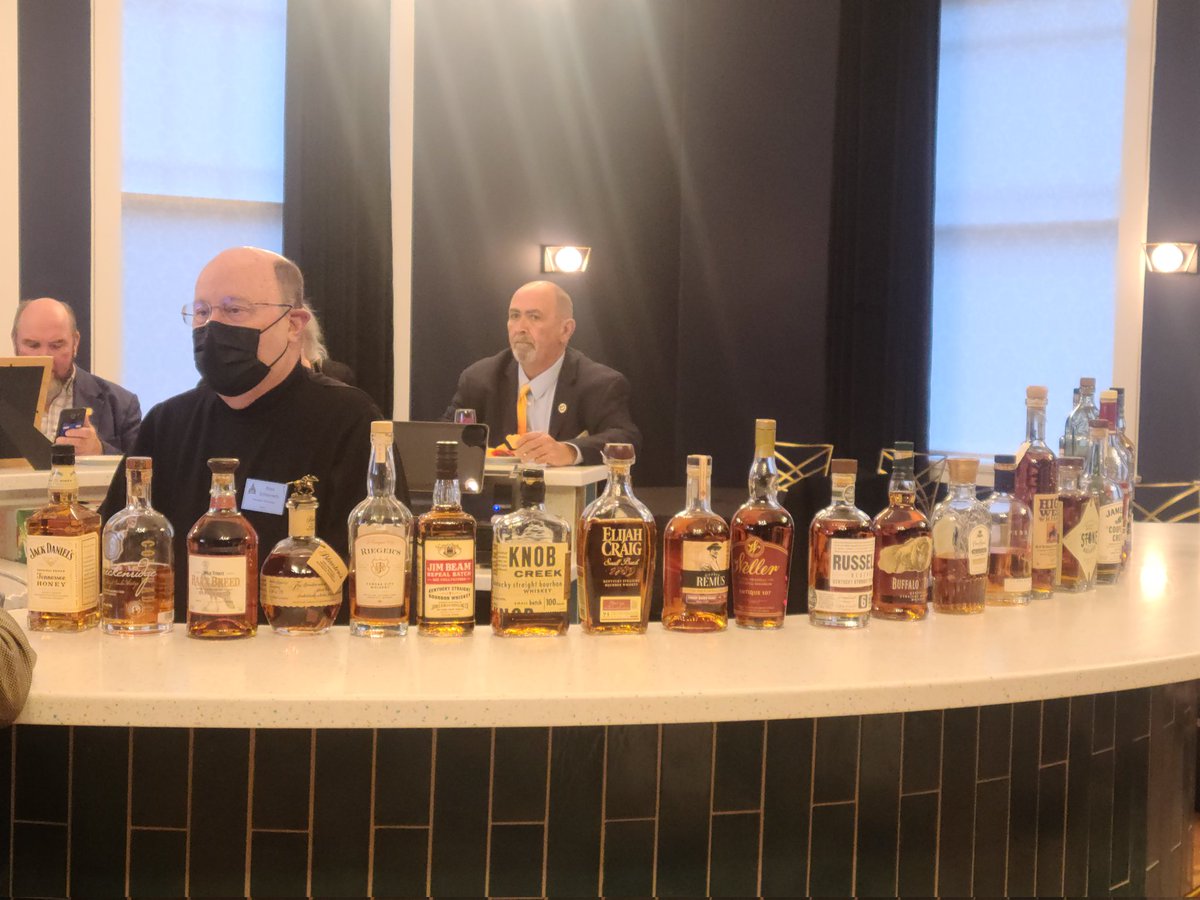 CapConnectionKS's tweet image. Monthly #ksleg Wine and Spirits tasting, at The Beacon, less than a block from the capital, 9th and Topeka.

Open to all Legislators and staff. Here until 7pm.

See you soon!