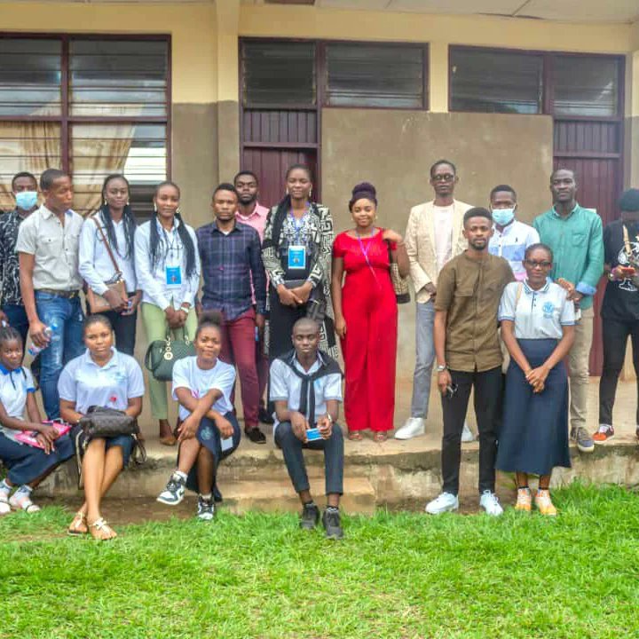 KatKazad's tweet photo. Vendredi 14 janvier. Conférence sur "le changement personnel" à Mbanza-Ngungu : moment de partage, de réflexion mais aussi de décision. 
Coup de chapeau à l'organisation Wake UP Youth qui a tout préparé.
Merci à Boaz, Furaha et à toute l'équipe.
#Youth #changement #Mbanzangungu https://t.co/i5LEFpmPC0