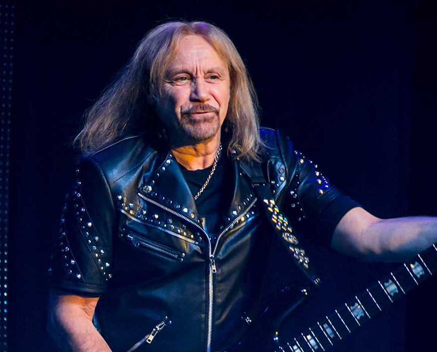 Happy 71 birthday to the amazing Judas Priest bassist Ian Hill! 