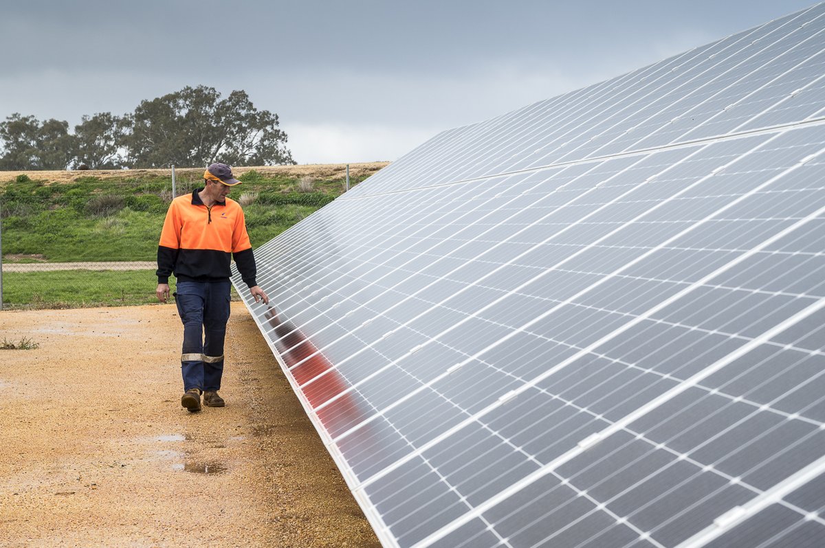 An update on our carbon emissions targets. 

All the electricity GWMWater uses to operate will be 100% renewable by 2025 as part of a Victorian State Government pledge to reduce emissions from its operations. 

#carbonemissions #renewableenergy