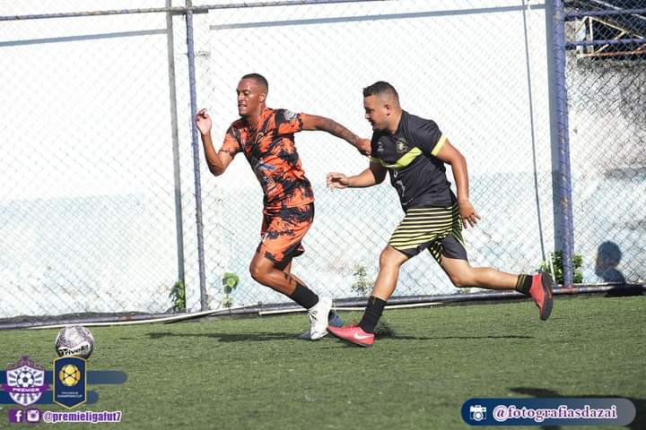 KaiqueCRF11's tweet photo. +2 do jogo de Domingo 🧡🖤
#ArenaFC https://t.co/jNj8yoQjQz