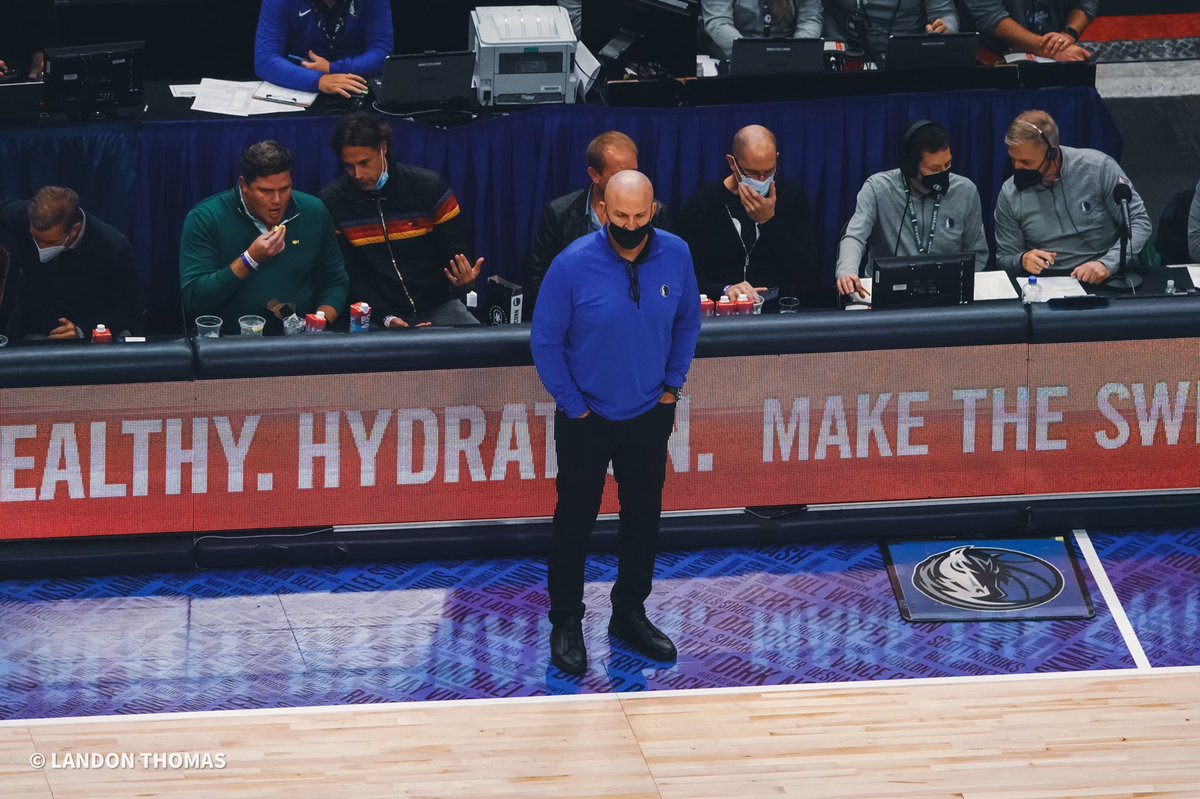 sixfivelando's tweet photo. 2020-21 Los Angeles Lakers Defense: 1st 
2021-22 Los Angeles Lakers Defense: 18th 
2020-21 Dallas Mavericks Defense: 21st
2021-22 Dallas Mavericks Defense: 4th 

Jason Kidd deserves his credit. https://t.co/GqimUdRvNR
