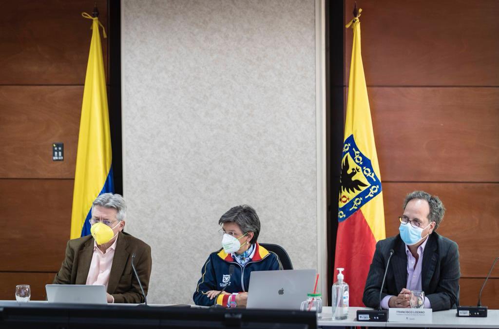 ClaudiaLopez's tweet photo. La Segunda Línea del Metro desde Chapinero pasando por Engativá y Suba avanza.💪 Hoy revisamos alternativas técnicas y financieras para esta gran apuesta de movilidad sostenible, que modernizará la forma de moverse en Bogotá. https://t.co/Jmpj2Qx34X