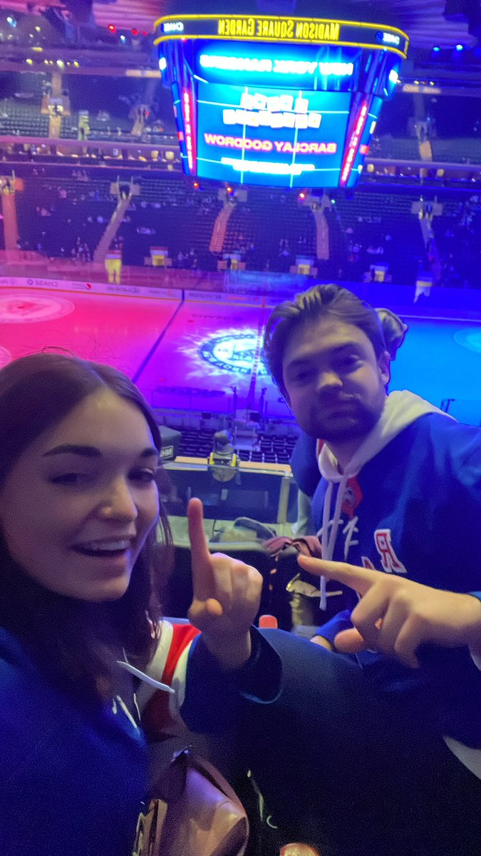 allybee814's tweet photo. #NYR https://t.co/np6lLC7CH8