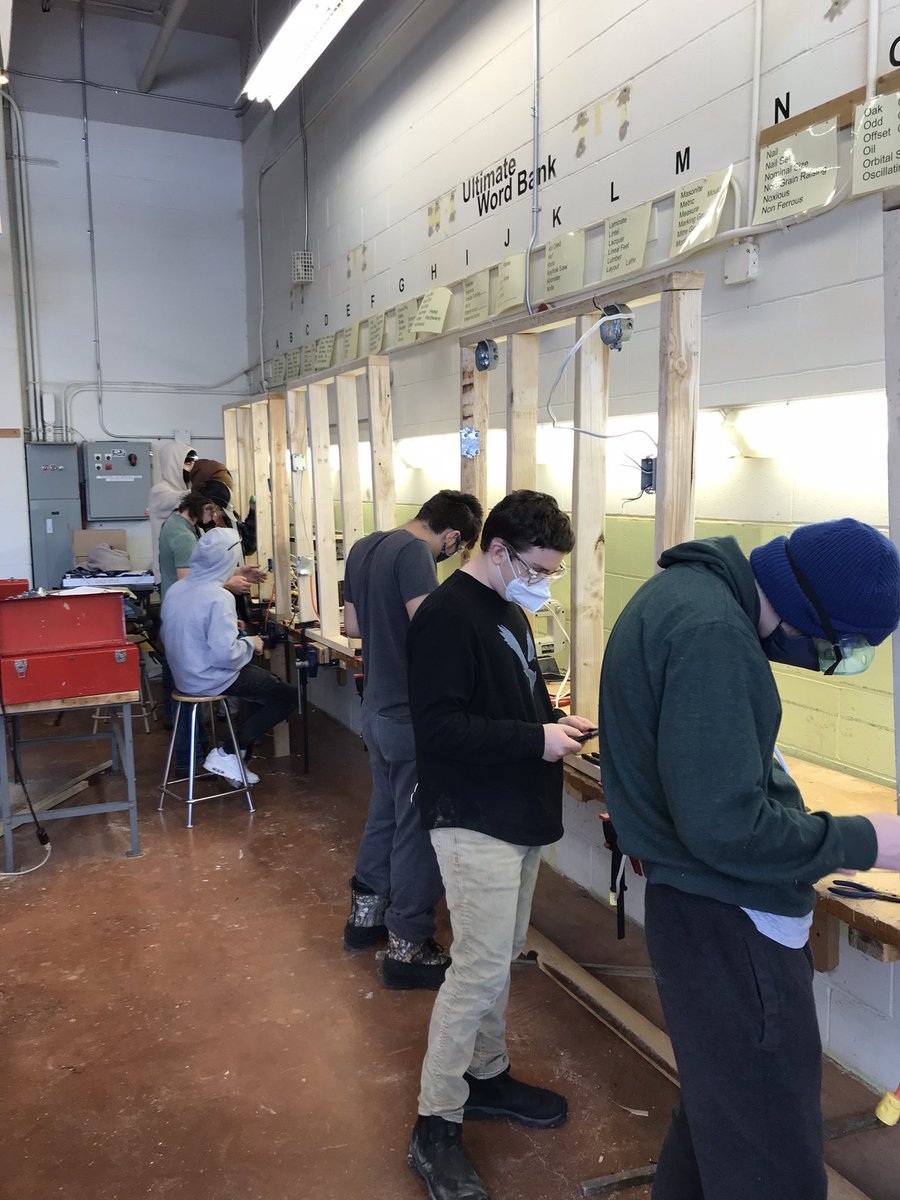 Glad we are back <a href="/LCVIinfo/">LCVI Spartans</a> #learningelectrical #handsonlearning <a href="/TLDSB_Pathways/">TLDSB Pathways</a> @oyap_tldsb