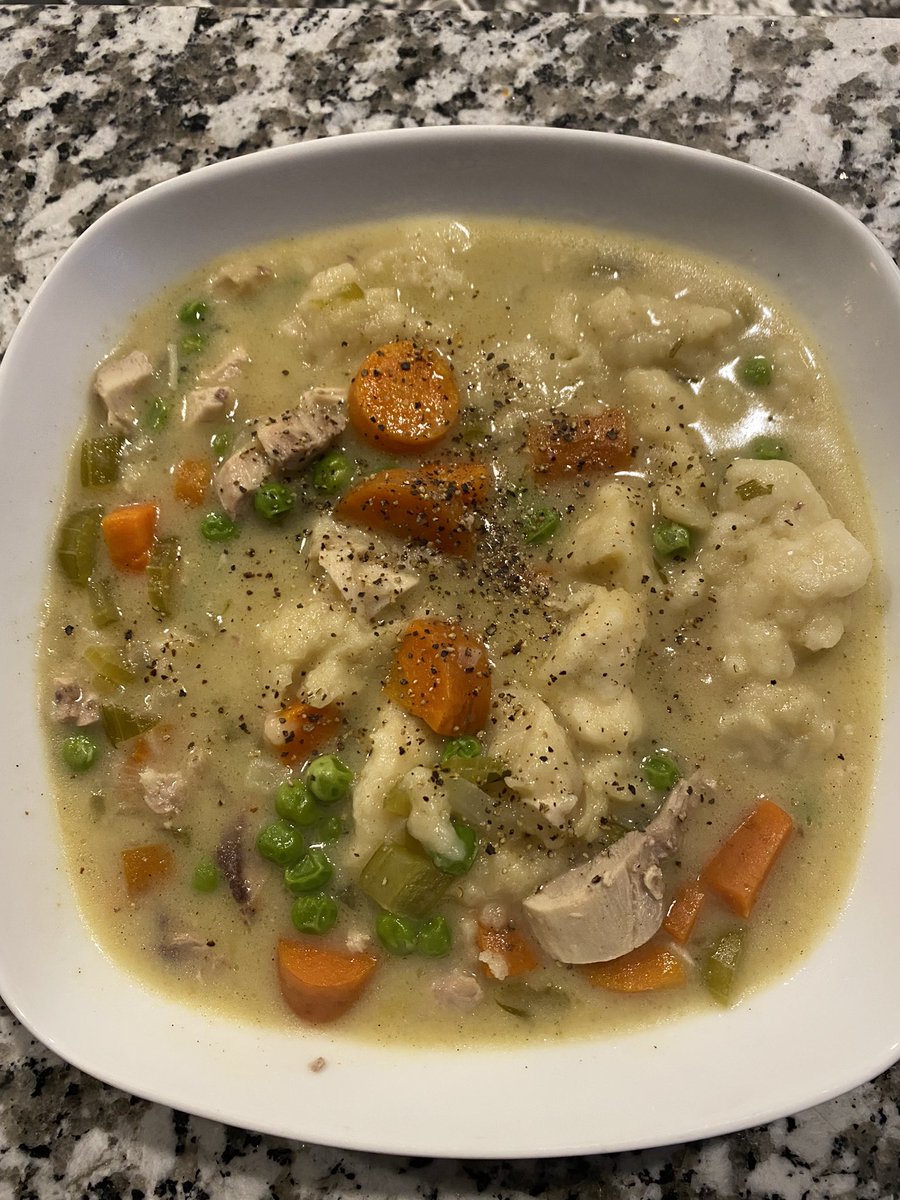 MariKate5's tweet photo. @PadmaLakshmi Chicken n dumplings https://t.co/Bux2DcGOlo