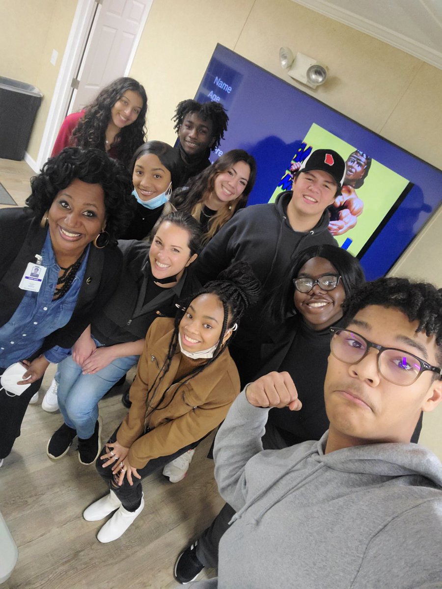 Empower Knox tweet media