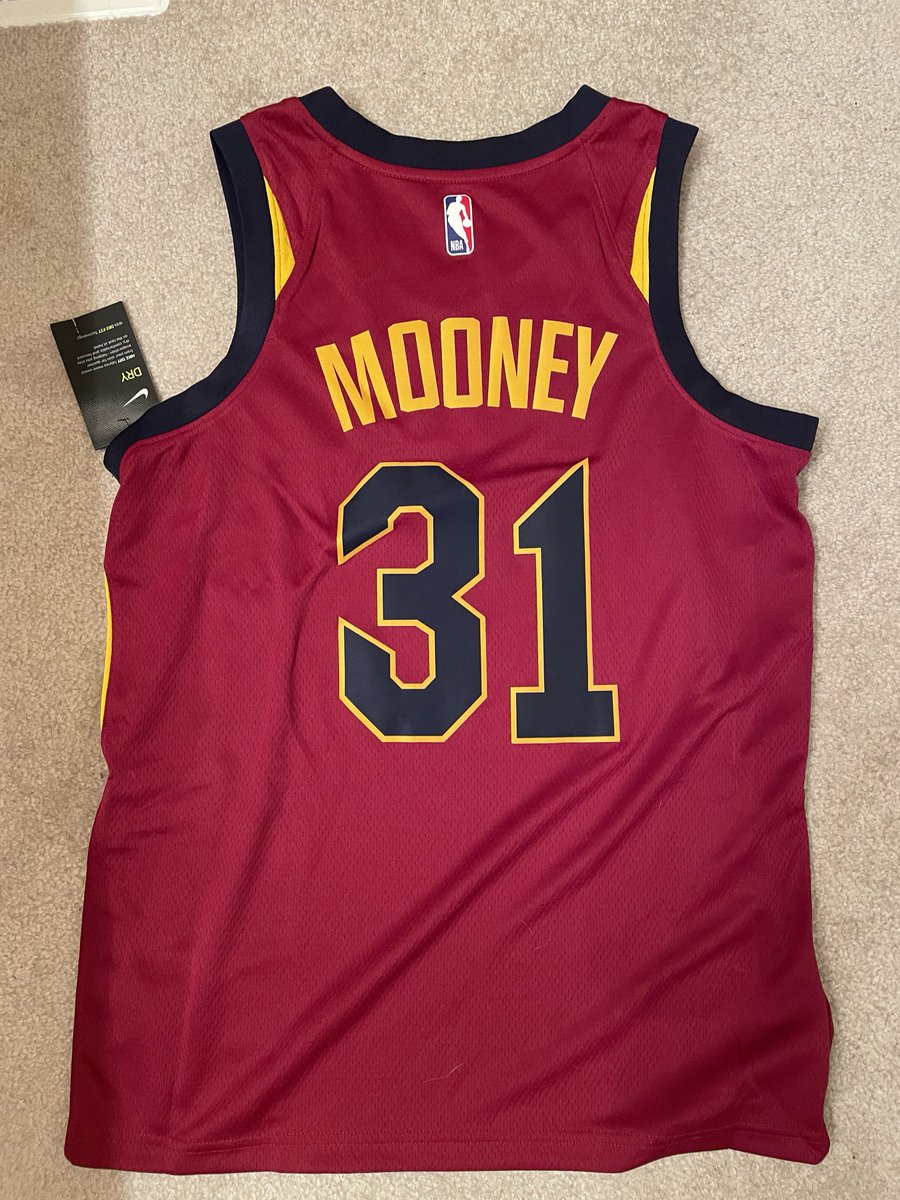 yellowkicks's tweet photo. What happens when @CaesarsSports runs their NBA jersey promo with @Fanatics? You get the jersey of @SDCoyotes @SDCoyotesMBB legend Matt Mooney. 

Ordered this the day before he signed with the Knicks, so it looks like I will need to get another! 

#GoYotes
#CoyoteCrazies https://t.co/Qf6uV0WuSX