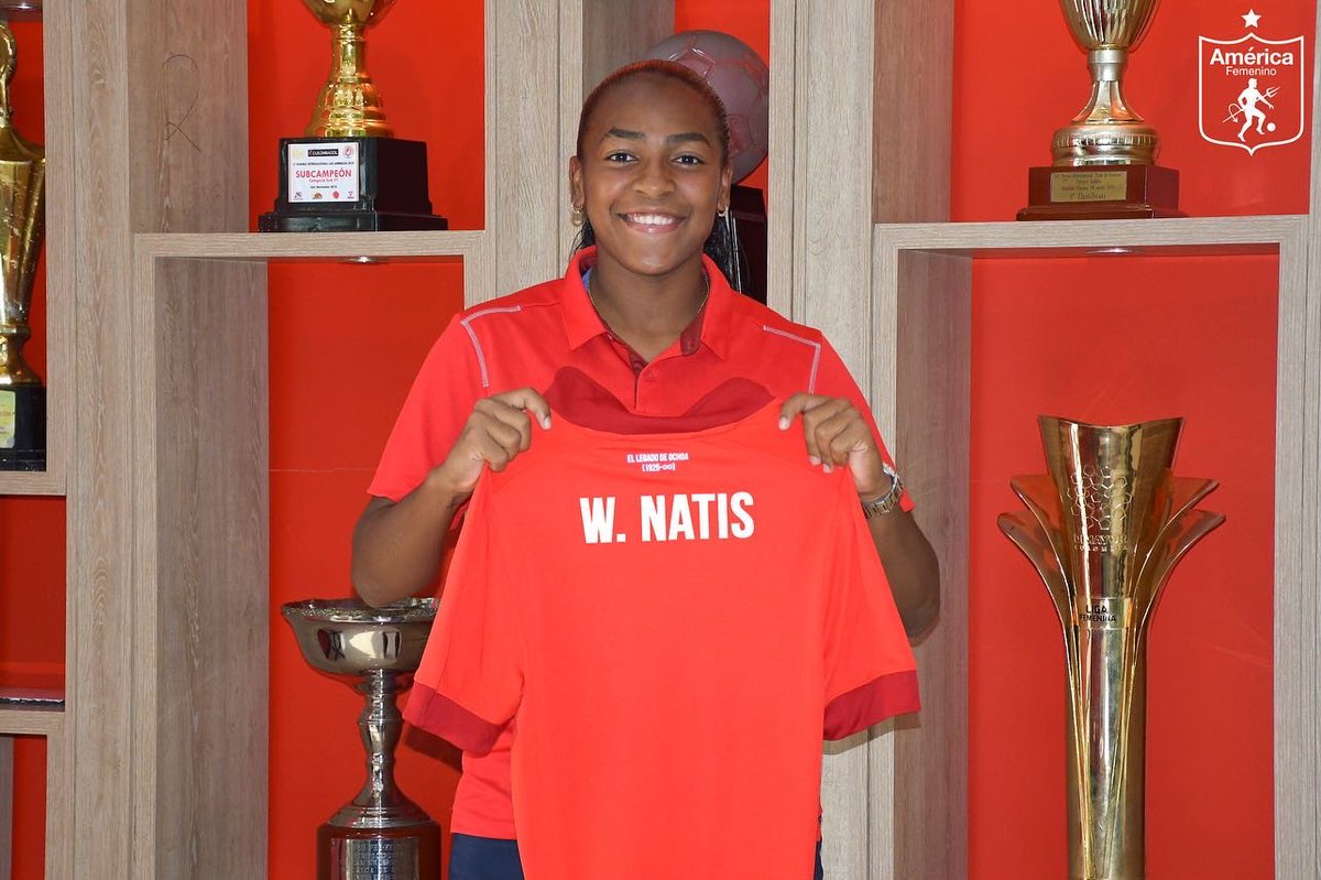 AmericaCaliFem's tweet photo. 📄✍️ Wendy Natis está lista para defender nuestros colores 🇦🇹 

🤝 ¡Bienvenida a la Pasión de un Pueblo! 👹 https://t.co/XfsRcamvjO