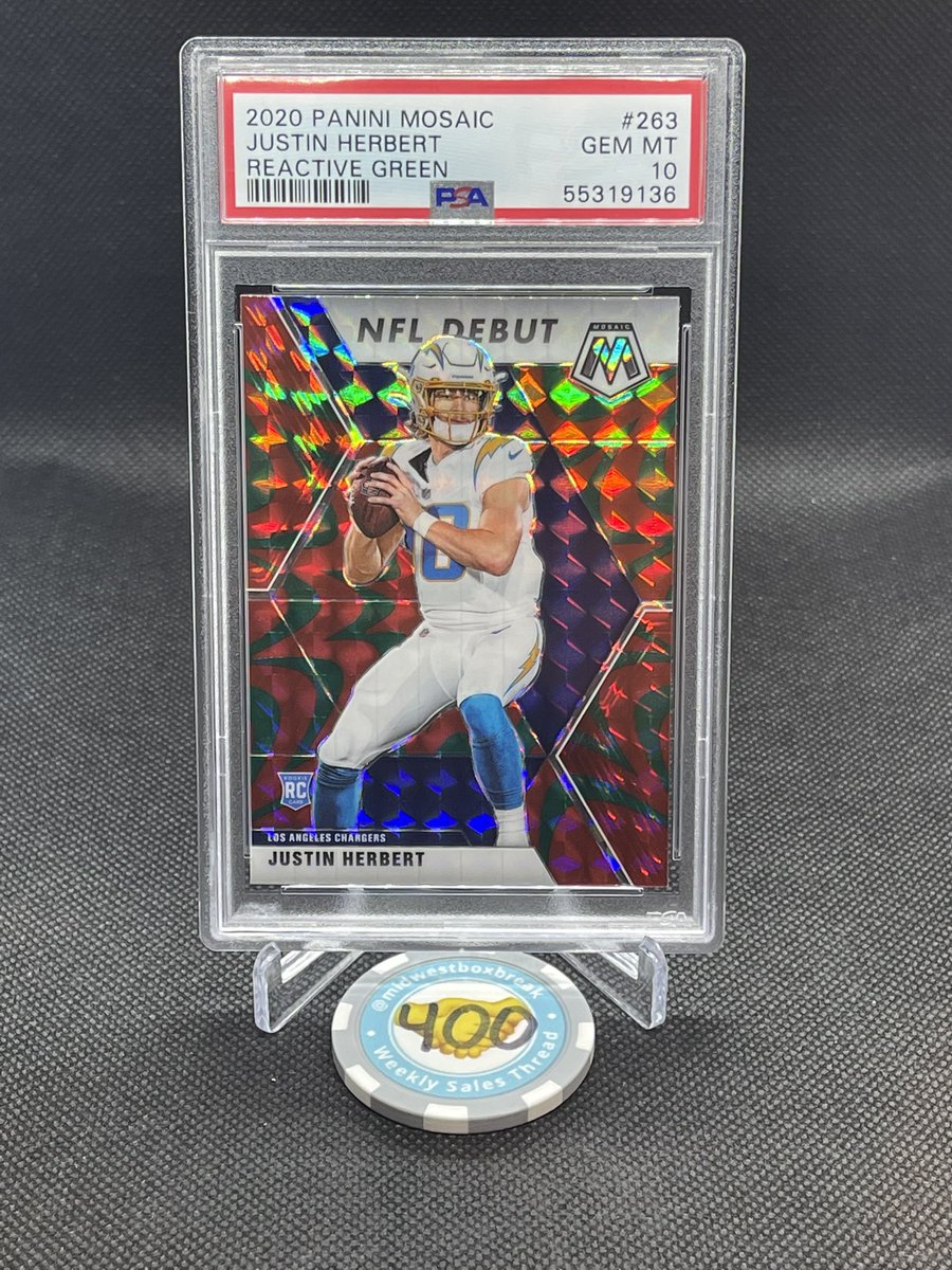 bmbastien8085's tweet photo. @midwestboxbreak @PhilsPulls @BreakClubNFT JUSTIN HERBERT RC - 2020 Mosaic Reactive Green NFL Debut - PSA 10 Gem Mint - $120 BMWT https://t.co/ak86y4A3mS