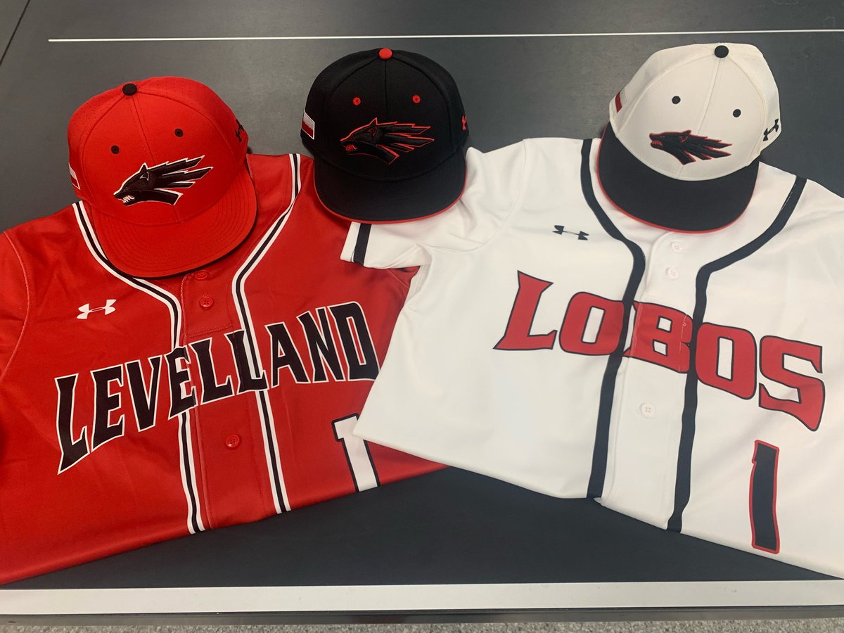 WITFANPAGE's tweet photo. The Lobos are just about ready to roll under the direction of new head coach @Chrisportwood9 it’s a new era in Loboland while also continuing to do things the WIT way. @Wilsonander1 https://t.co/xZ6K6NHfqz