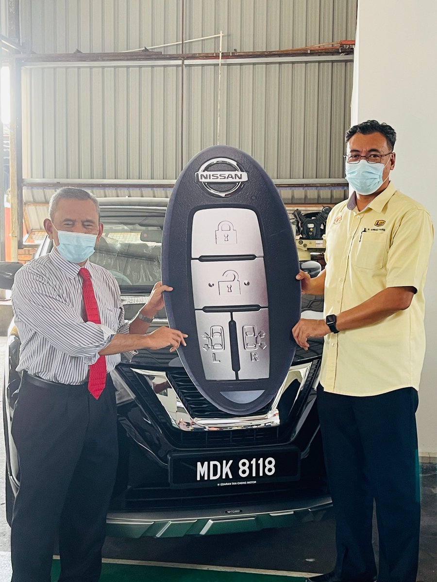 JKRMelaka's tweet photo. 19/1/2022 Sekitar Majlis Penyerahan Aset dan Kenderaan Jabatan Kerja Raya Melaka kepada JKR Cawangan Mekanikal Melaka, JKR Daerah Alor Gajah, JKR Melaka Tengah dan JKR Daerah Jasin. 

@bukitmulia
@MOWorks
@JKRMalaysia
@SulaimanMdAli1 https://t.co/NhIOtIjEw5