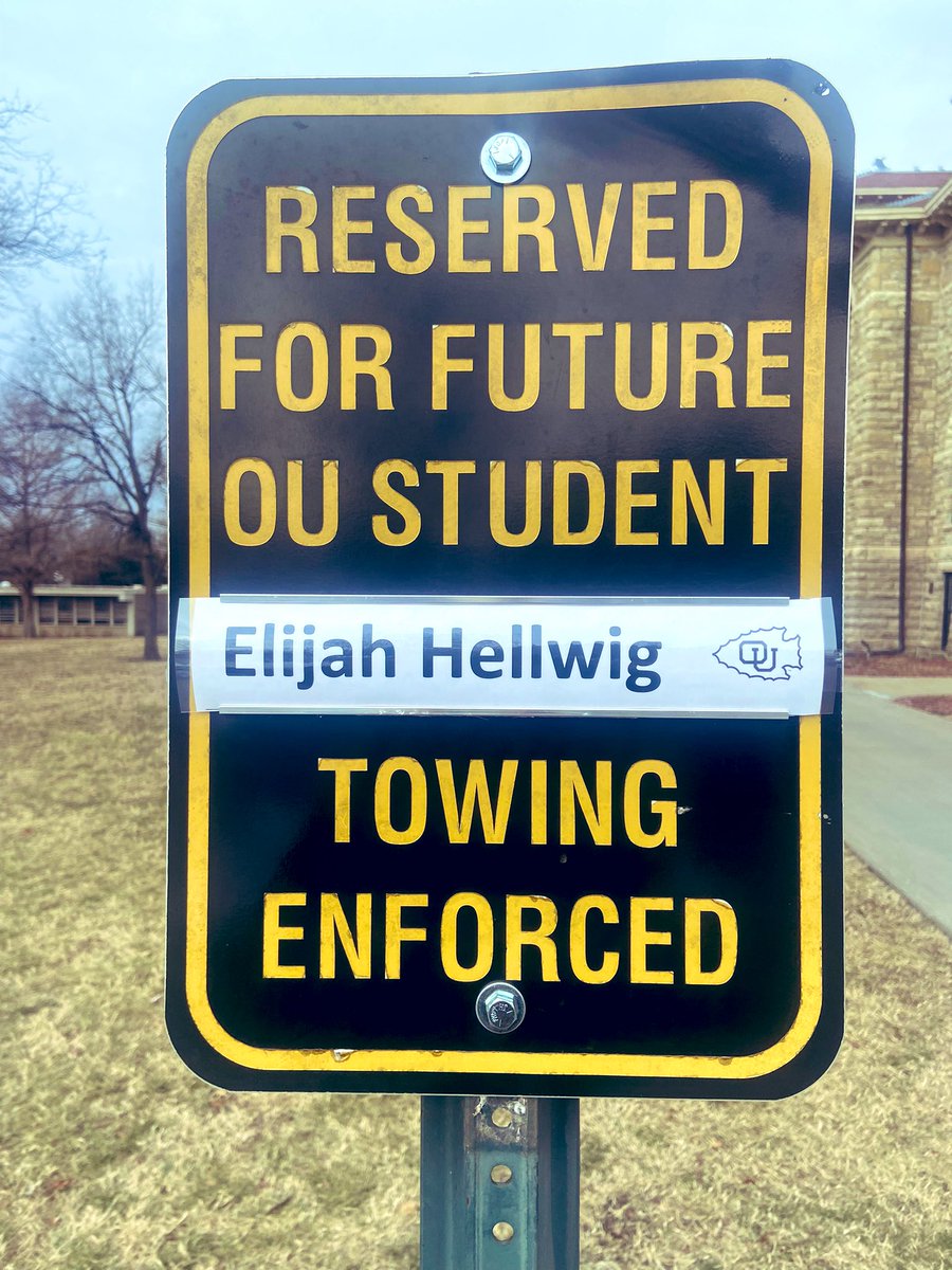 After a great visit today  @OttawaUFootball I am excited to announce I have received offers in football &amp; track!! Thank you <a href="/CoachNickDavis/">Nick Davis</a>, <a href="/WesCoomes/">Wes Coomes</a>, and <a href="/CoachHennes/">Tyler Hennes</a> for believing in me and having me on campus!
