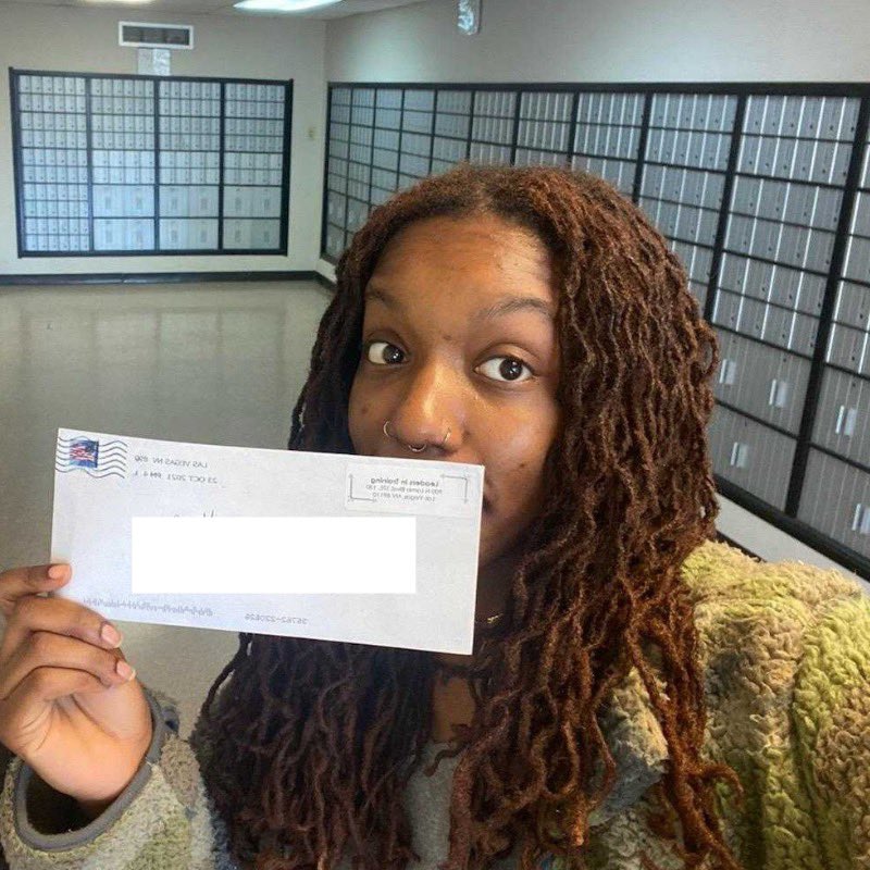 LIT_LV's tweet photo. #WorkingWed: Happy back at it for all our Postsecondary students!! Pictured: Leader Mahoghany Alabama A&amp;M sophomore &amp; LIT Cohort 5 member with her scholarship check from NAACP Las Vegas. 
#collegeaccess #collegepersistence #firstgen #LIT https://t.co/HqFugtUIvG