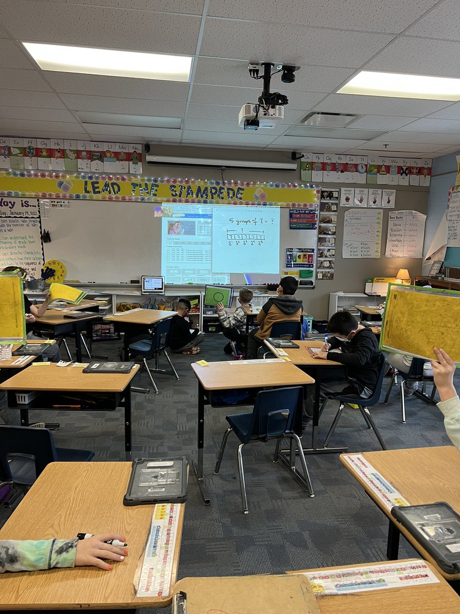 tieszen3232's tweet photo. ❤️ me some Greg Tang &amp; students engaged!New student from Columbia following along with Mr. Tang! So fun doing online learning! Fun explaining to students Tieszen &amp; Munsey have learned a lot fromTang! @Buffaloes_SMSD #StickTogether #ComancheCares @gregtangmath @munseysroom https://t.co/PWxt1vMRPo