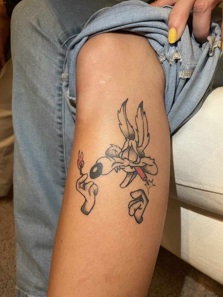 Alexa’s Art Portfolio tweet media