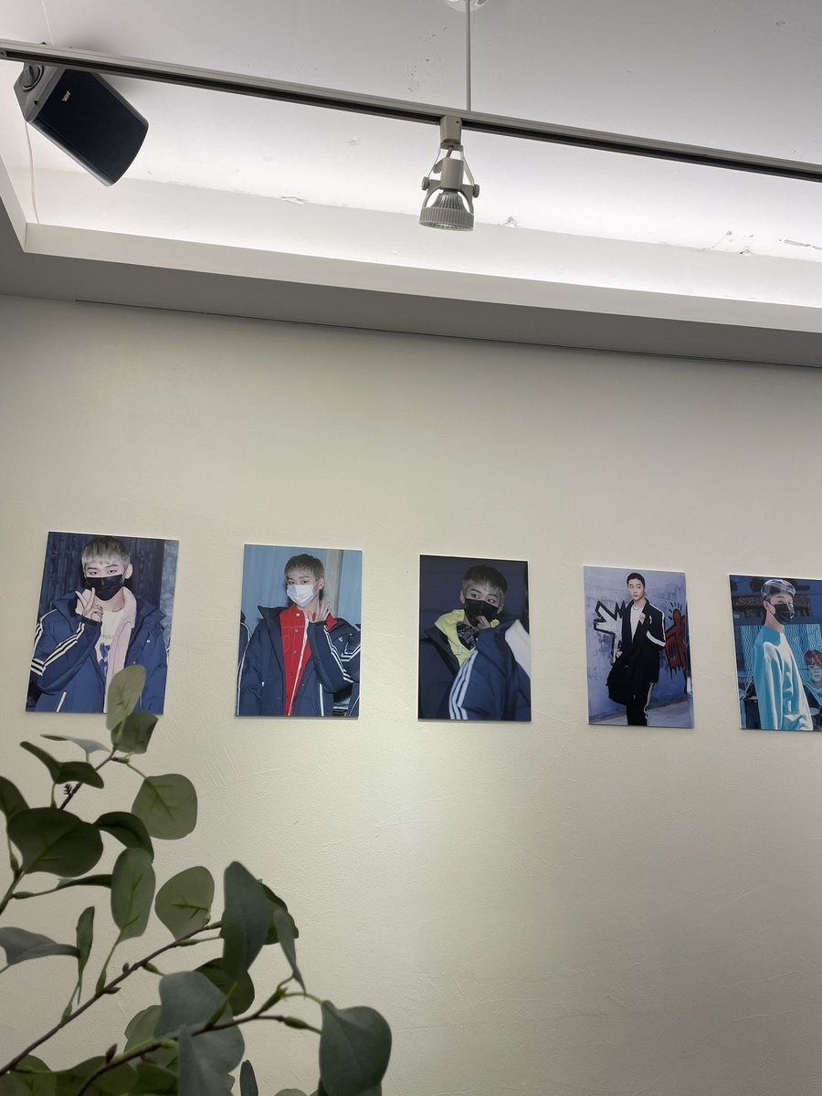 030120zero's tweet photo. 카페 놀러오세요 ☺︎ https://t.co/9VaYCHug4C