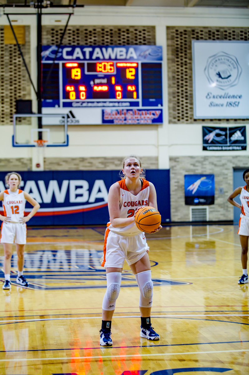 Congrats to our signee, Mary Spry on joining the 1,000 point club tonight!👏 

We are so glad you will be in a Catawba jersey next year!❤️💙
<a href="/mary_spry25/">Mary Spry</a>