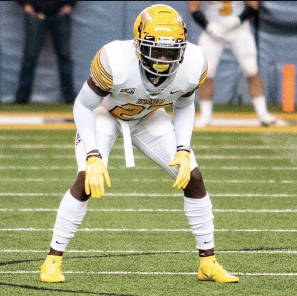 After a great home visit with <a href="/TylerYelk/">Tyler Yelk</a> and <a href="/MattLinehan_10/">Coach Matt Linehan</a>, I am blessed to receive an offer to the University of Idaho! <a href="/EagleMustangs/">Eagle Mustangs</a>